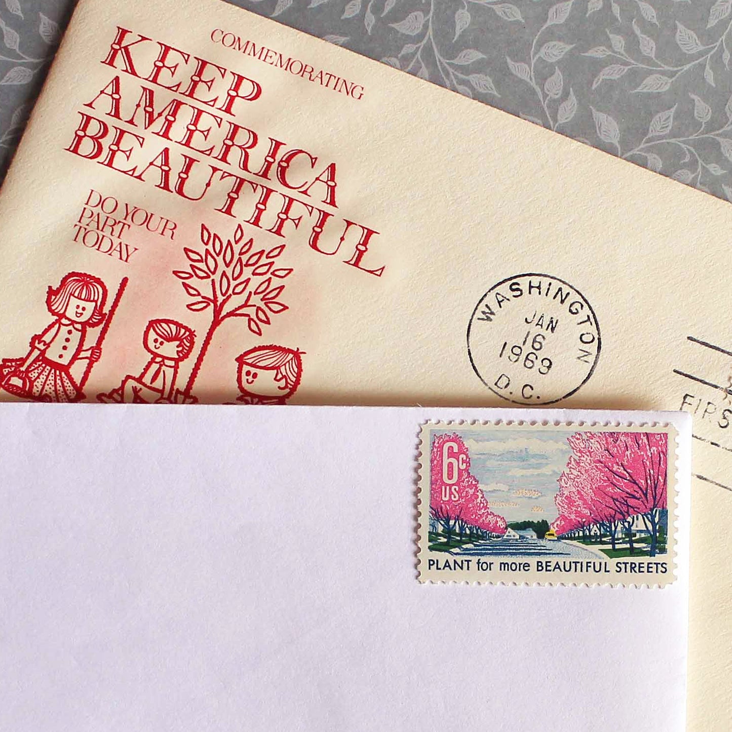 6c Beautification Stamps .. Vintage Unused US Postage Stamps .. Pack of 20